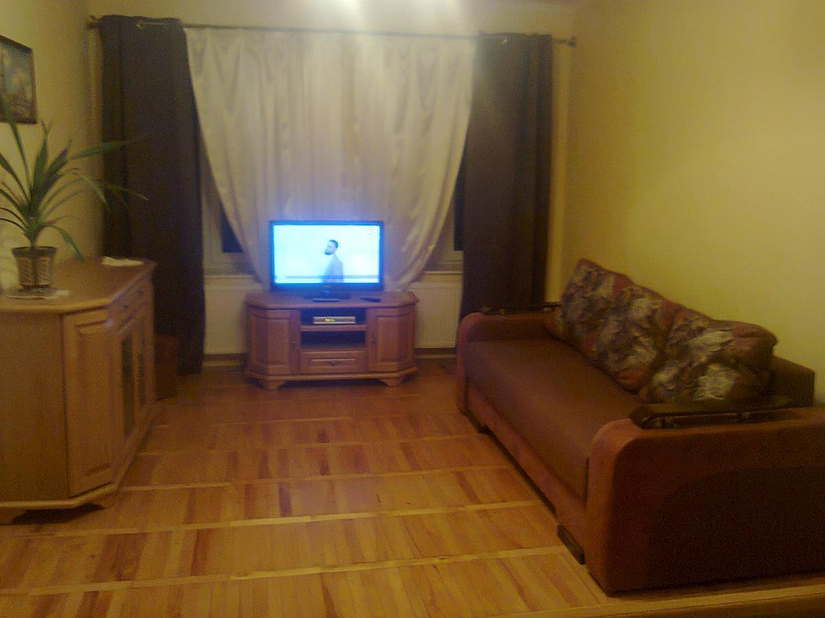 Apartment With Balcony Leopoli Esterno foto
